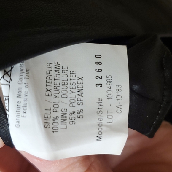 Faux Leather Mini Skirt - Picture 4 of 5